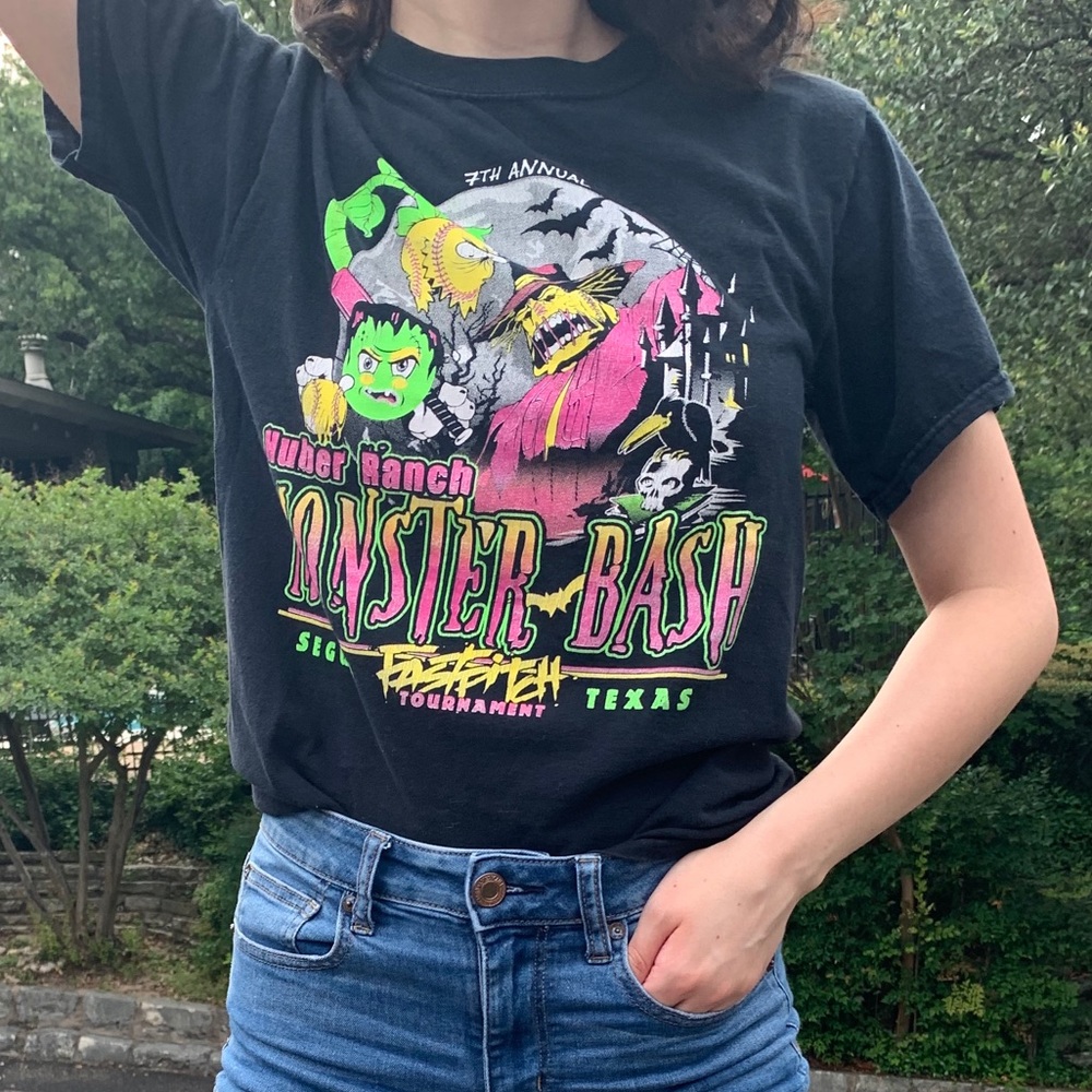 thrifted shirt in amazing condition